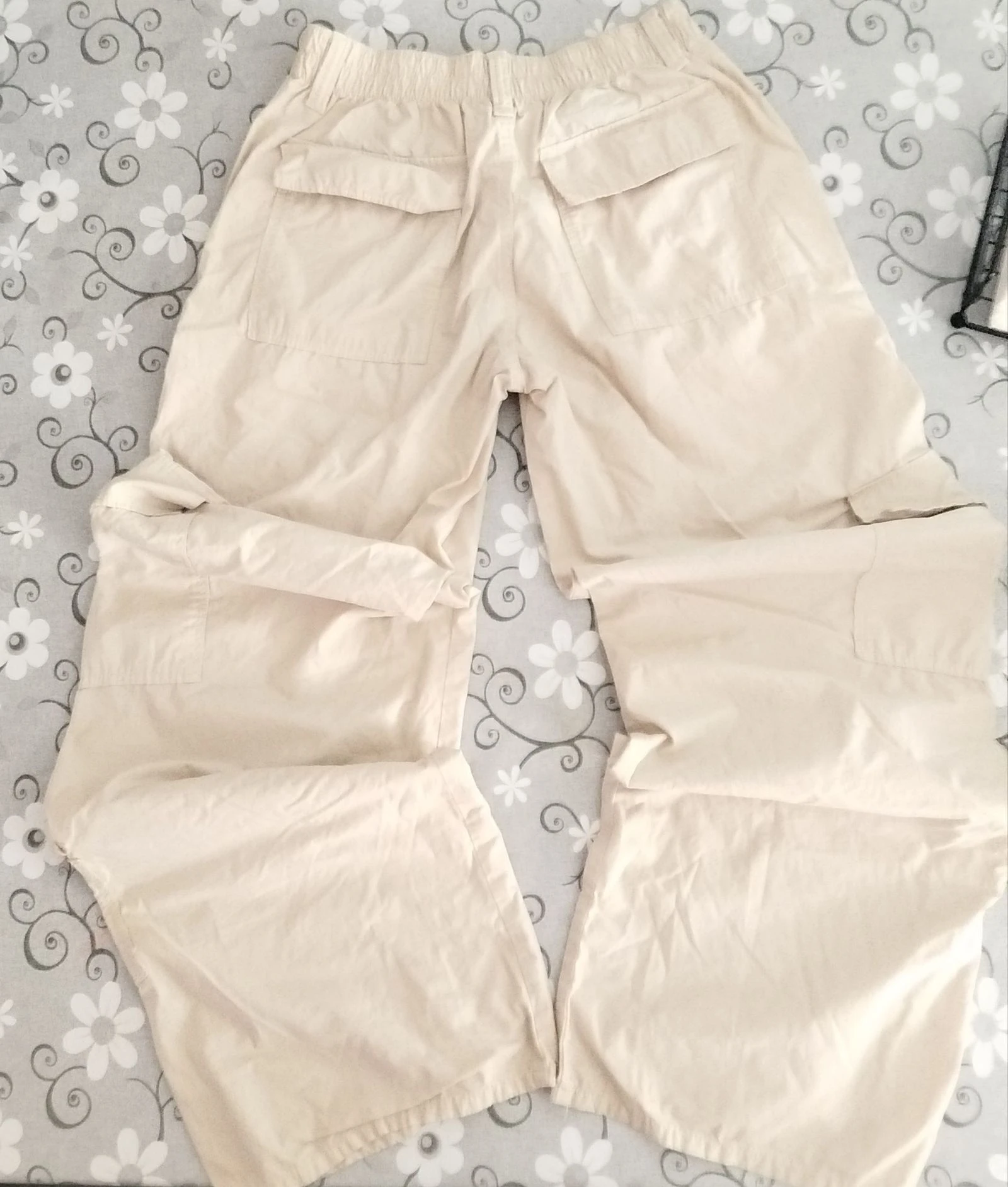 Calça cargo larga / paraquedas bege com bolsos – photo 2